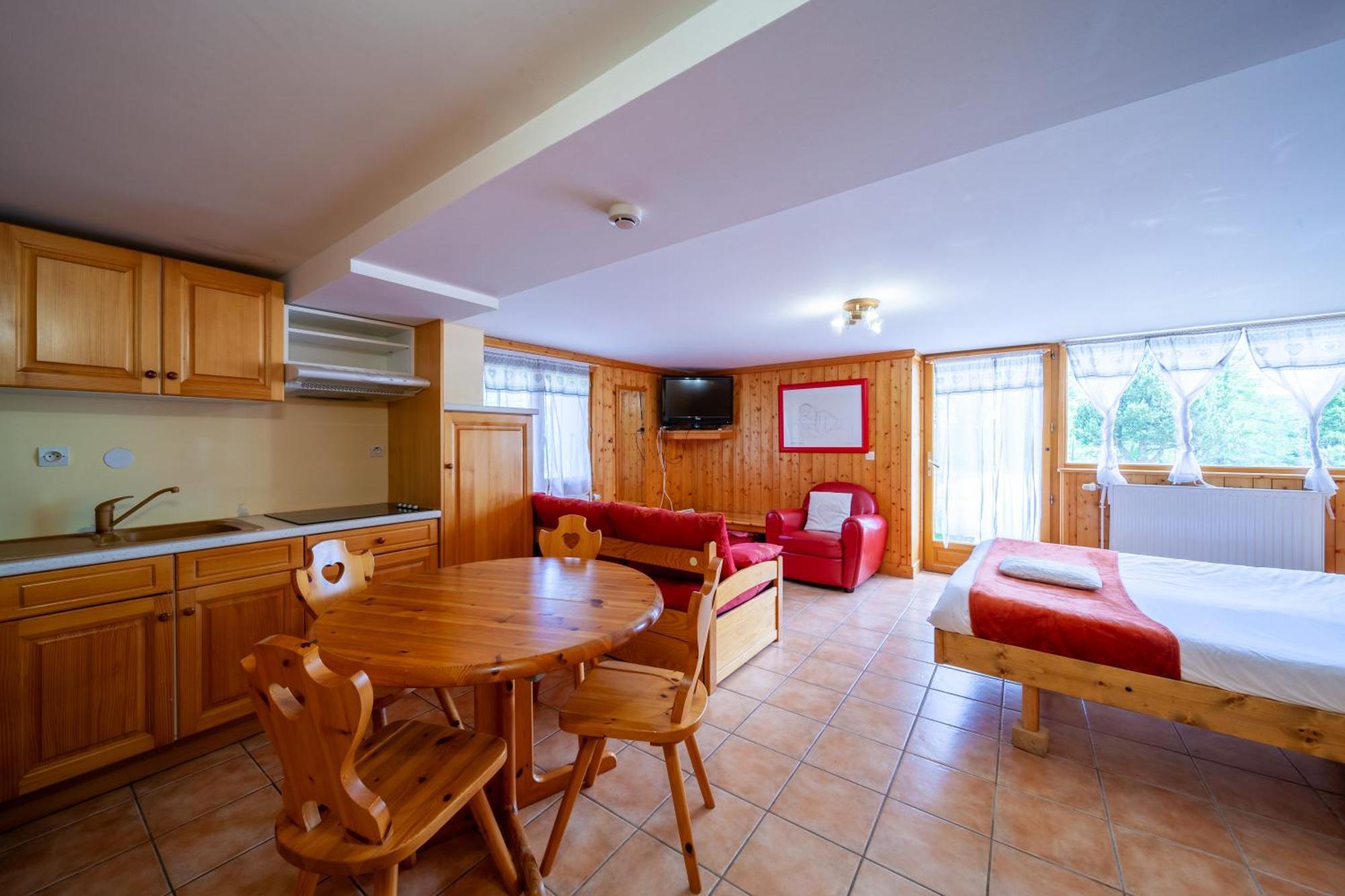 Auberge Des Montauds - Hotel & Restaurant Villard-de-Lans Quarto foto